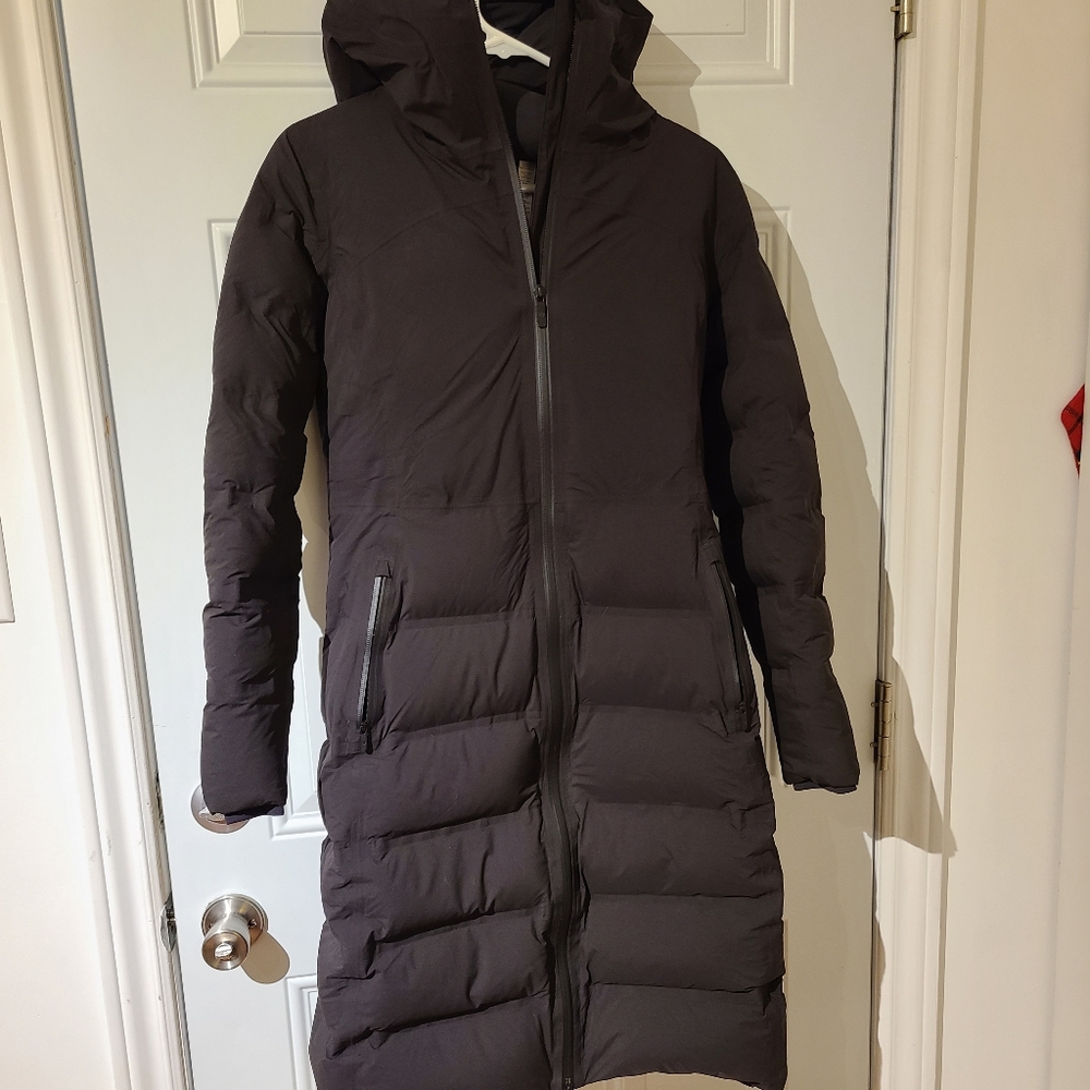 SOLD Lululemon Sleet Street Long Jacket - Picture 2 of 12